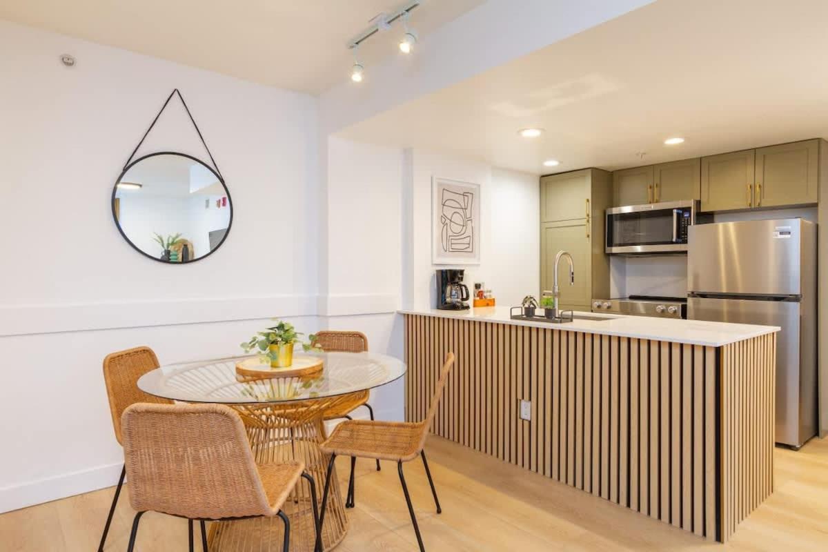 Renovated 1Bed-1Bath In Village With Pool, Hot Tub, And Sauna Whistler Ngoại thất bức ảnh